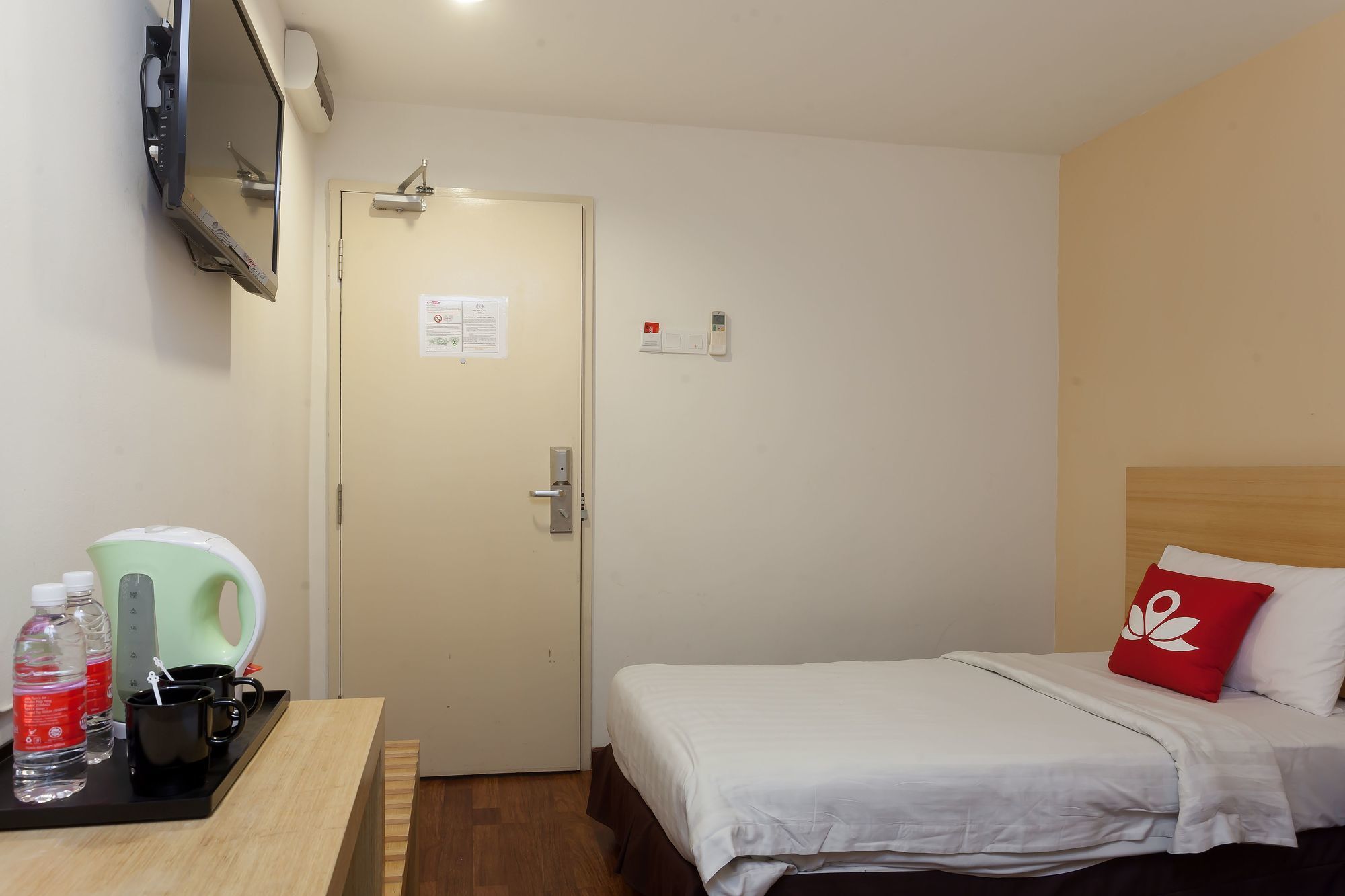Zen Rooms Opposite Ymca Kuala Lumpur Exterior foto
